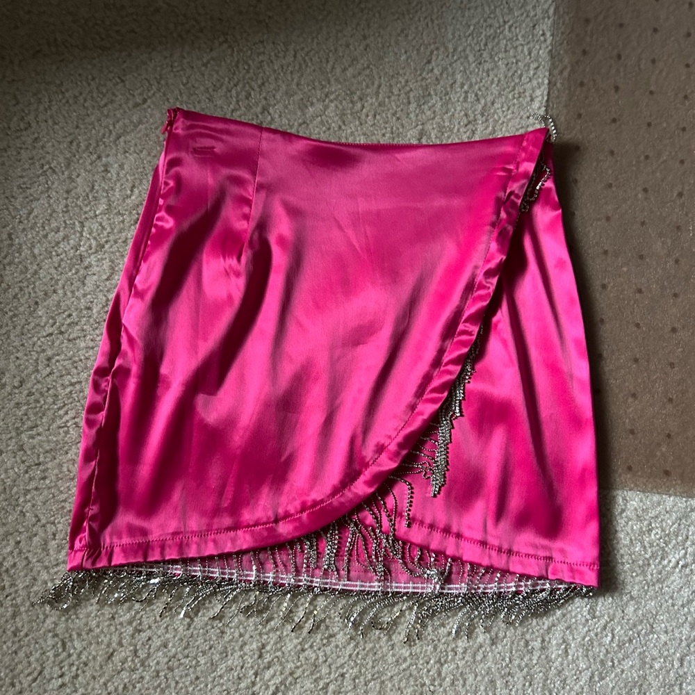 🪩 Pink mini skirt with fringe